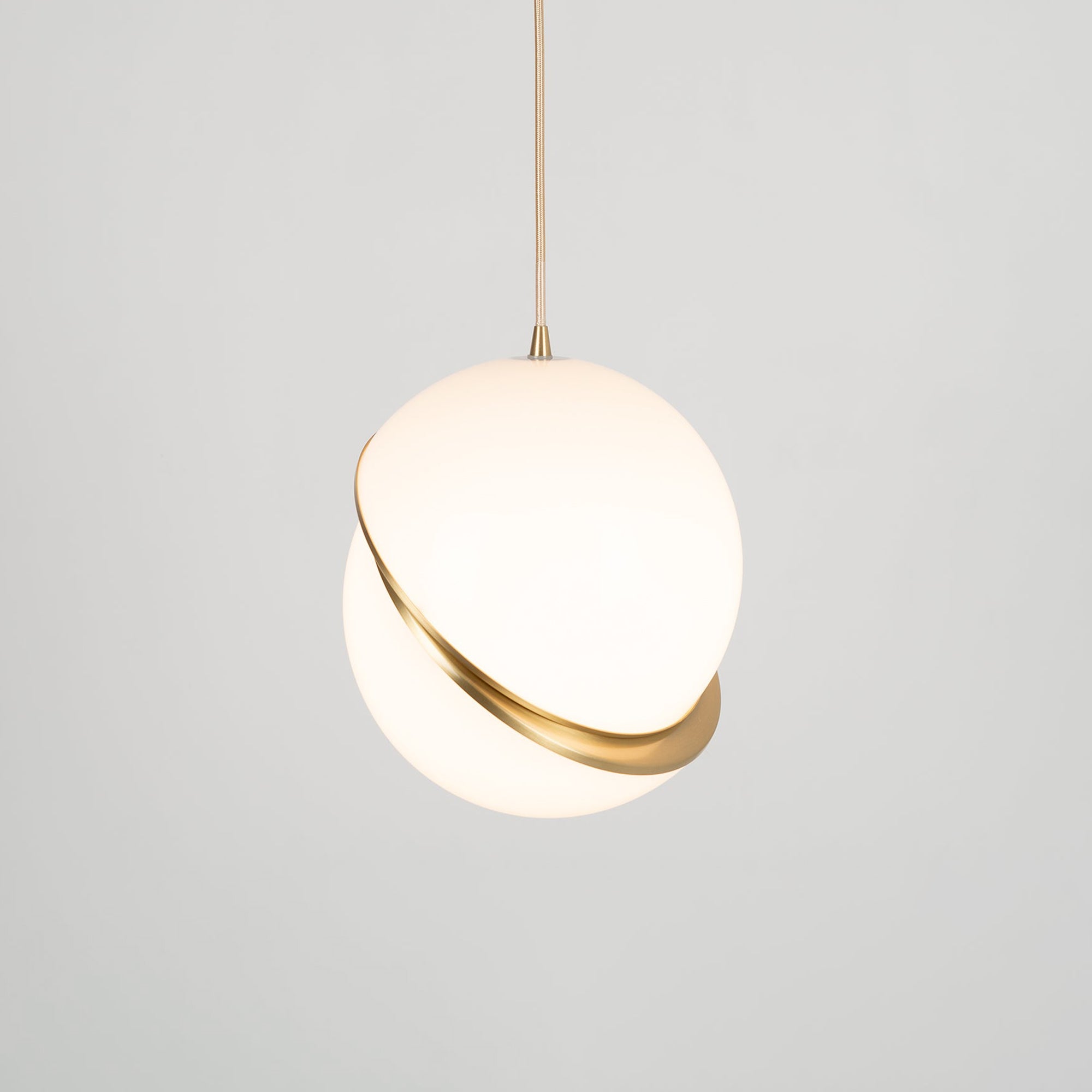 Crescent Pendant Lamp - Lumpaz
