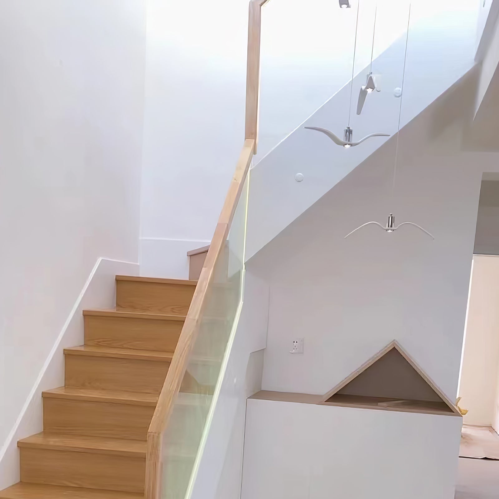 Seagull Resin Pendant Light - Lumpaz