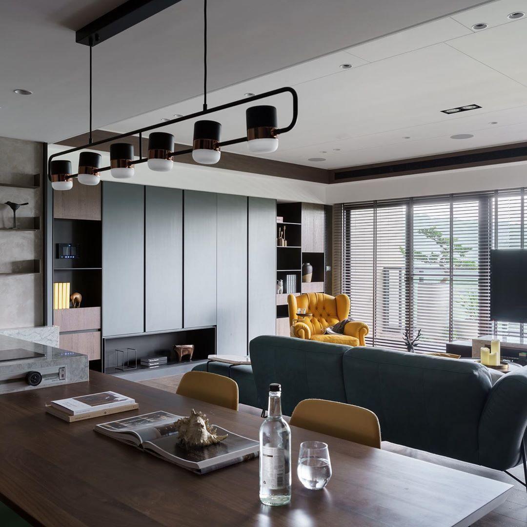 Adjustable Glass Pendant Light - Lumpaz