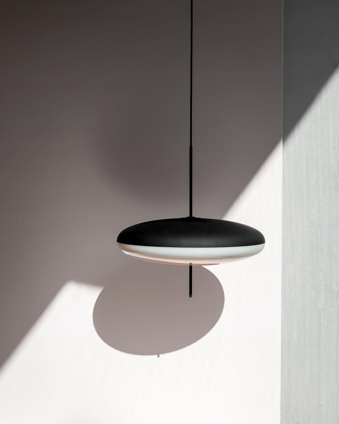 Model 2065 Pendant Lamp - Lumpaz