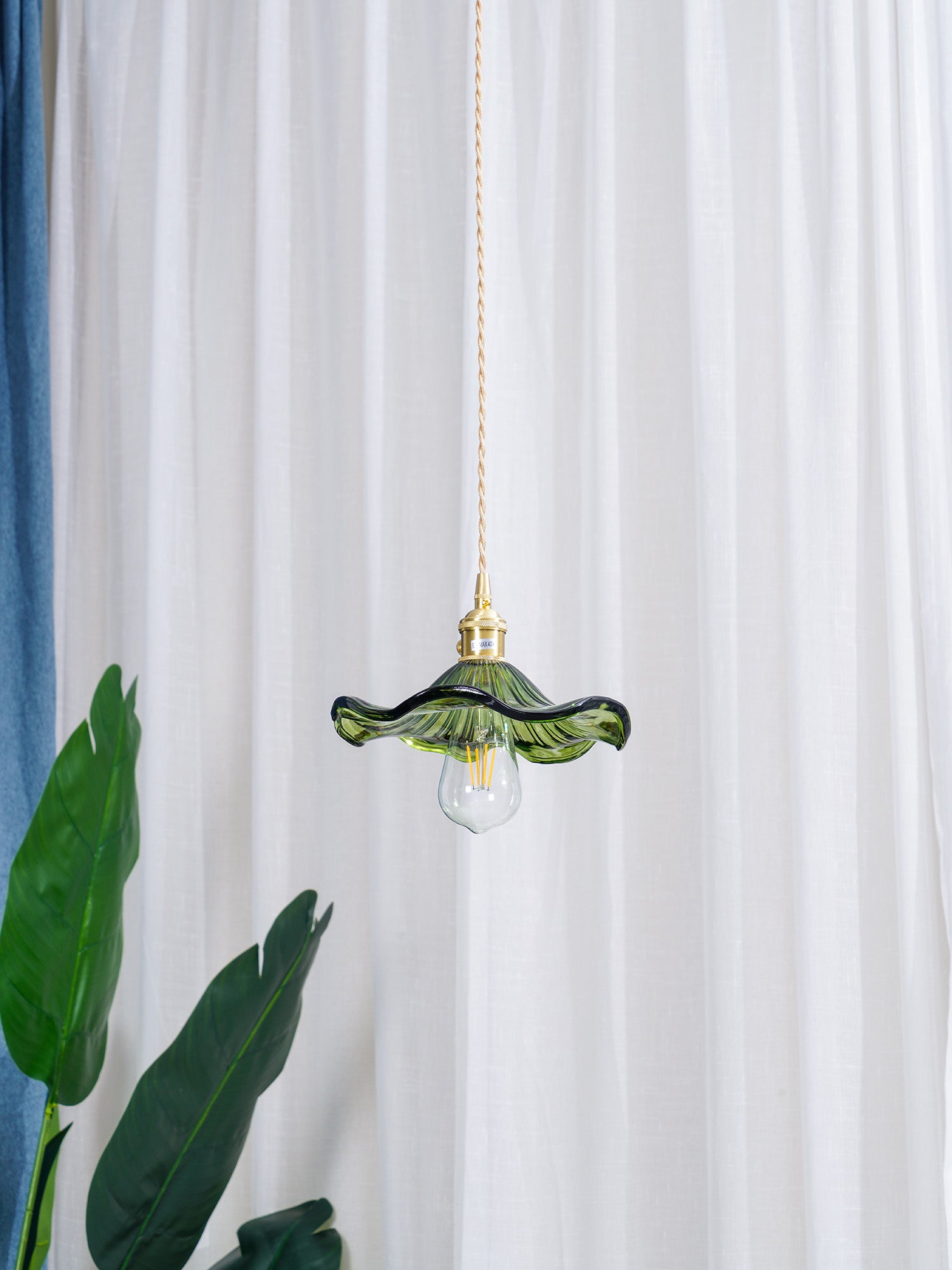 Glass Hibiscus Flower Pendant Light - Lumpaz