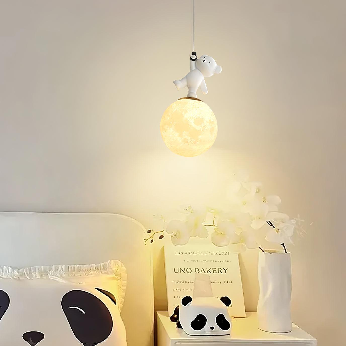 Animal And Moon Pendant Light - Lumpaz