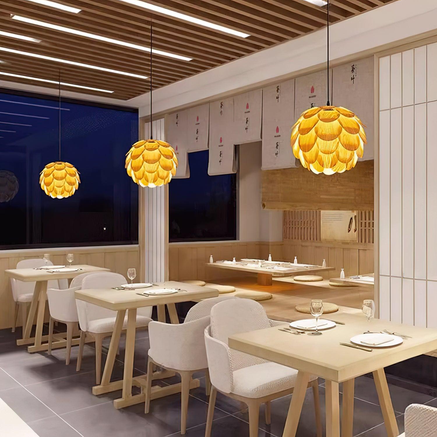 Pinecone Pendant Light - Lumpaz