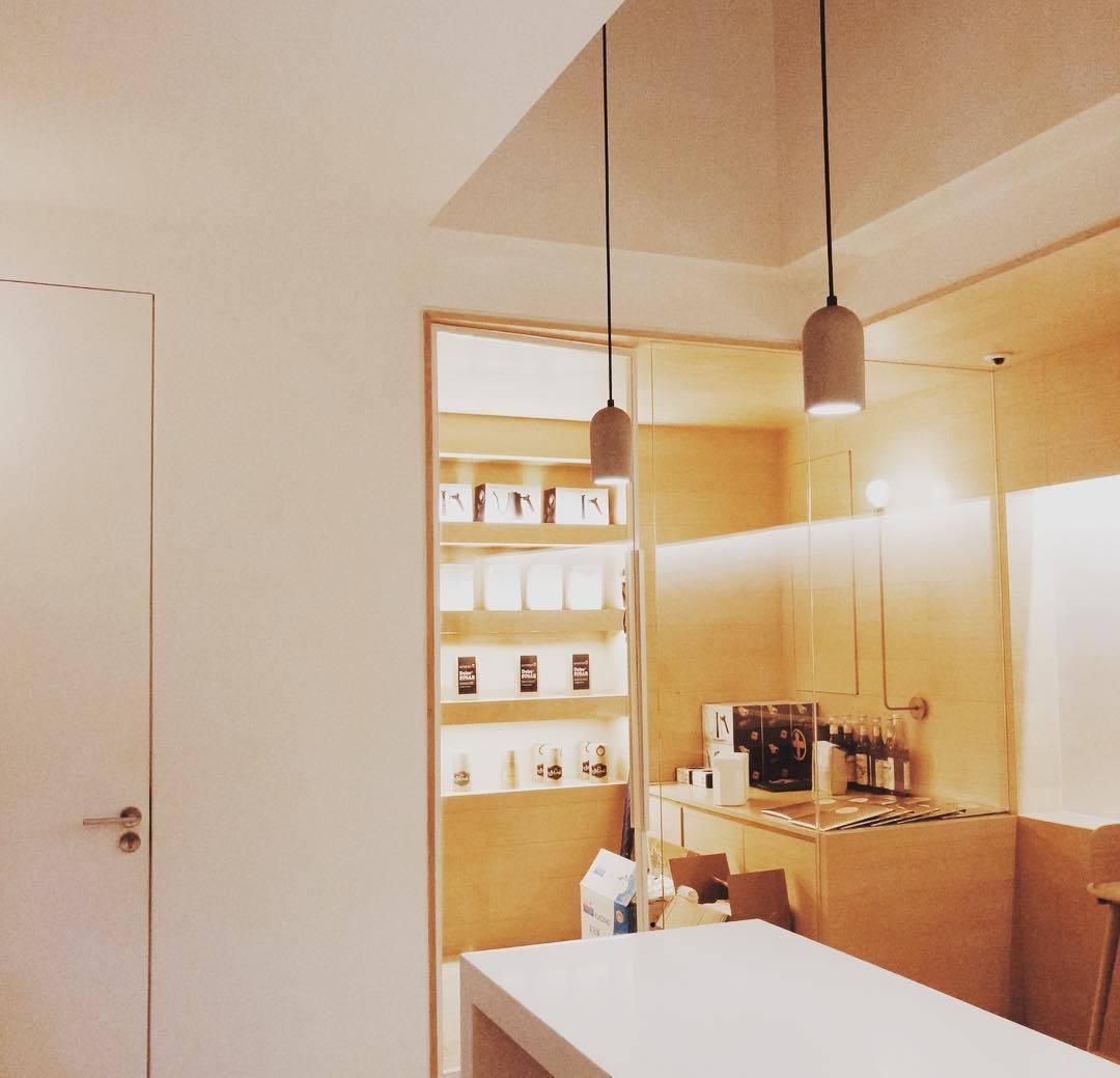 U Concrete Pendant Lamp - Lumpaz