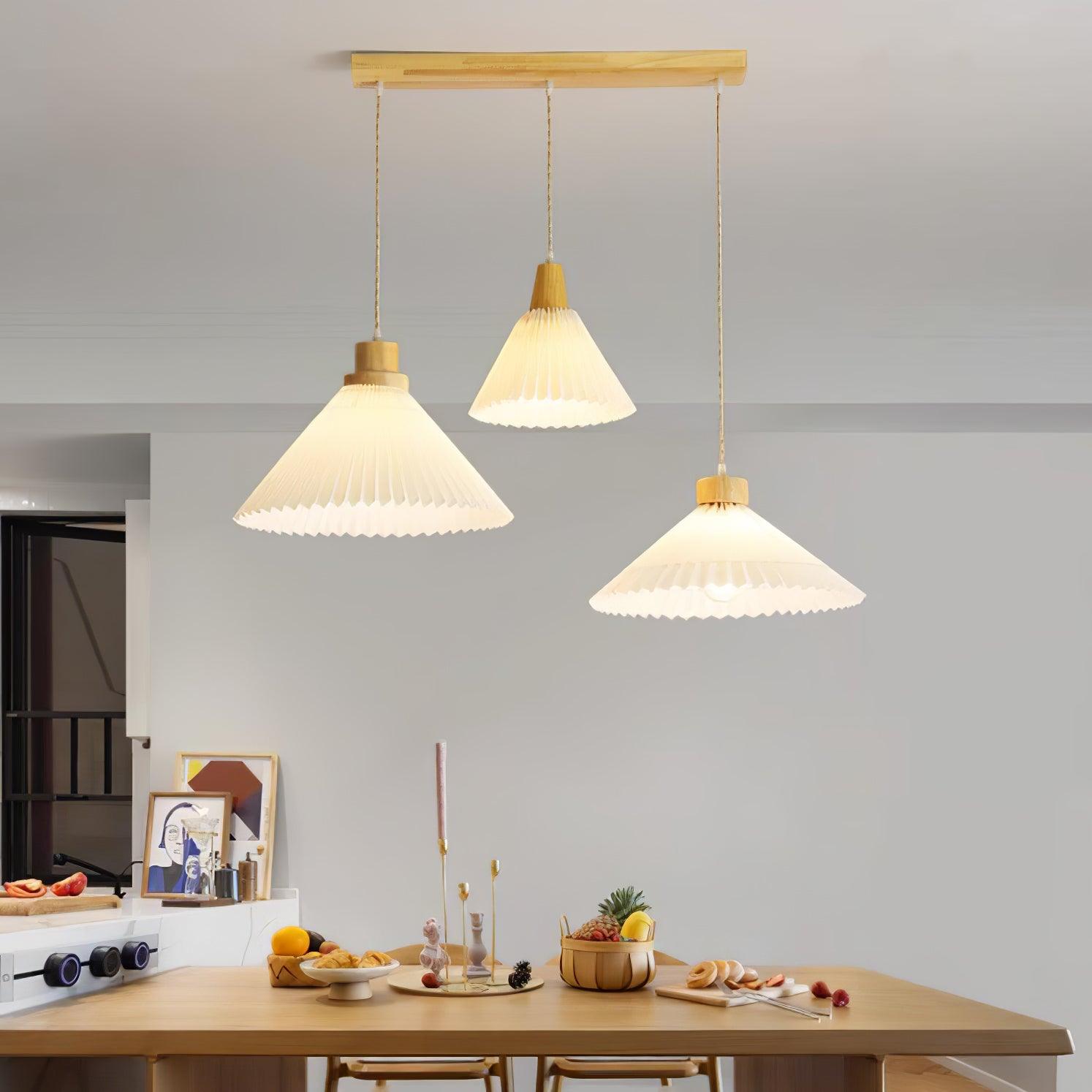 Pleated Wooden Pendant Light - Lumpaz