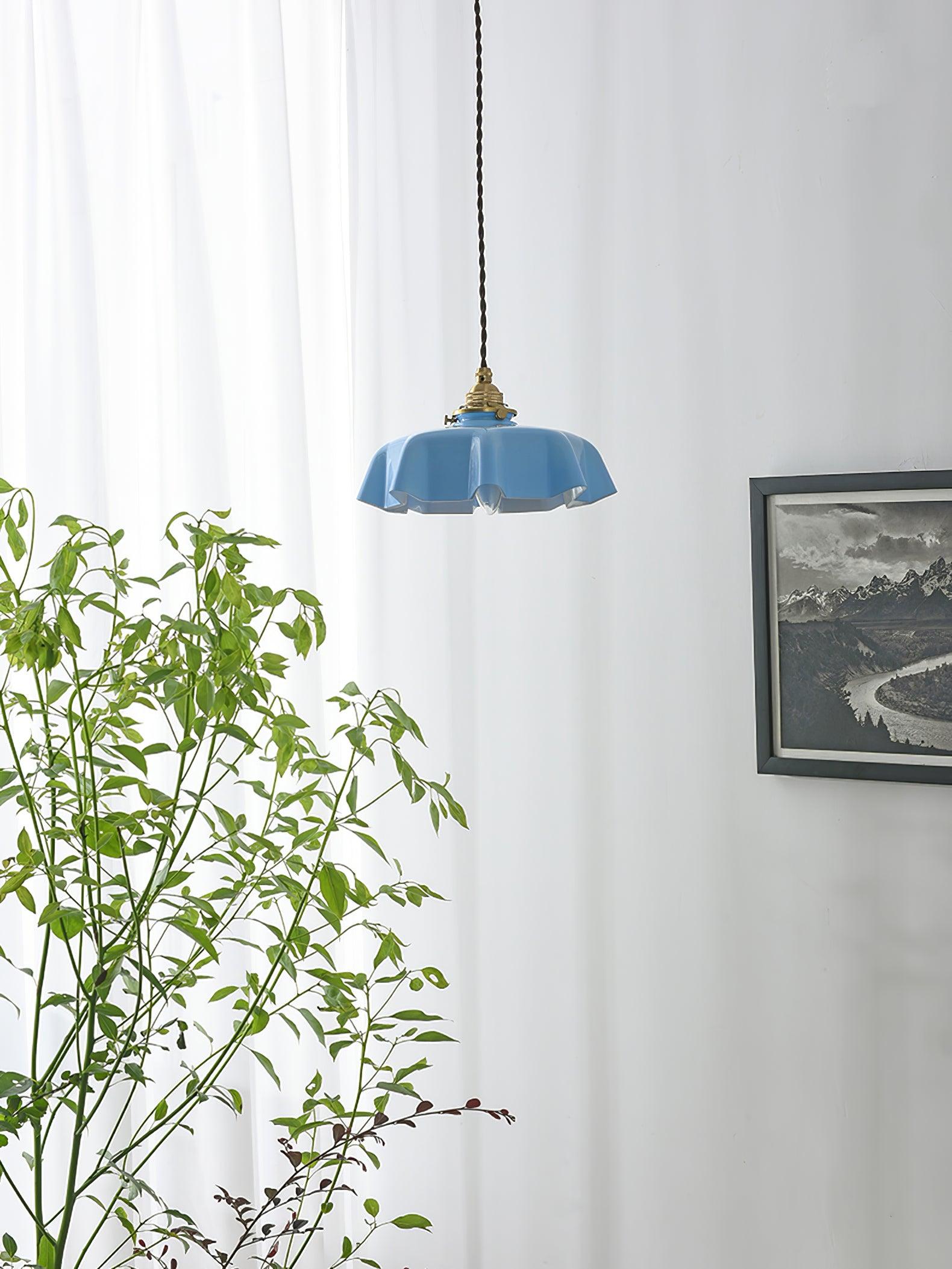 French Flower Pendant Light - Lumpaz