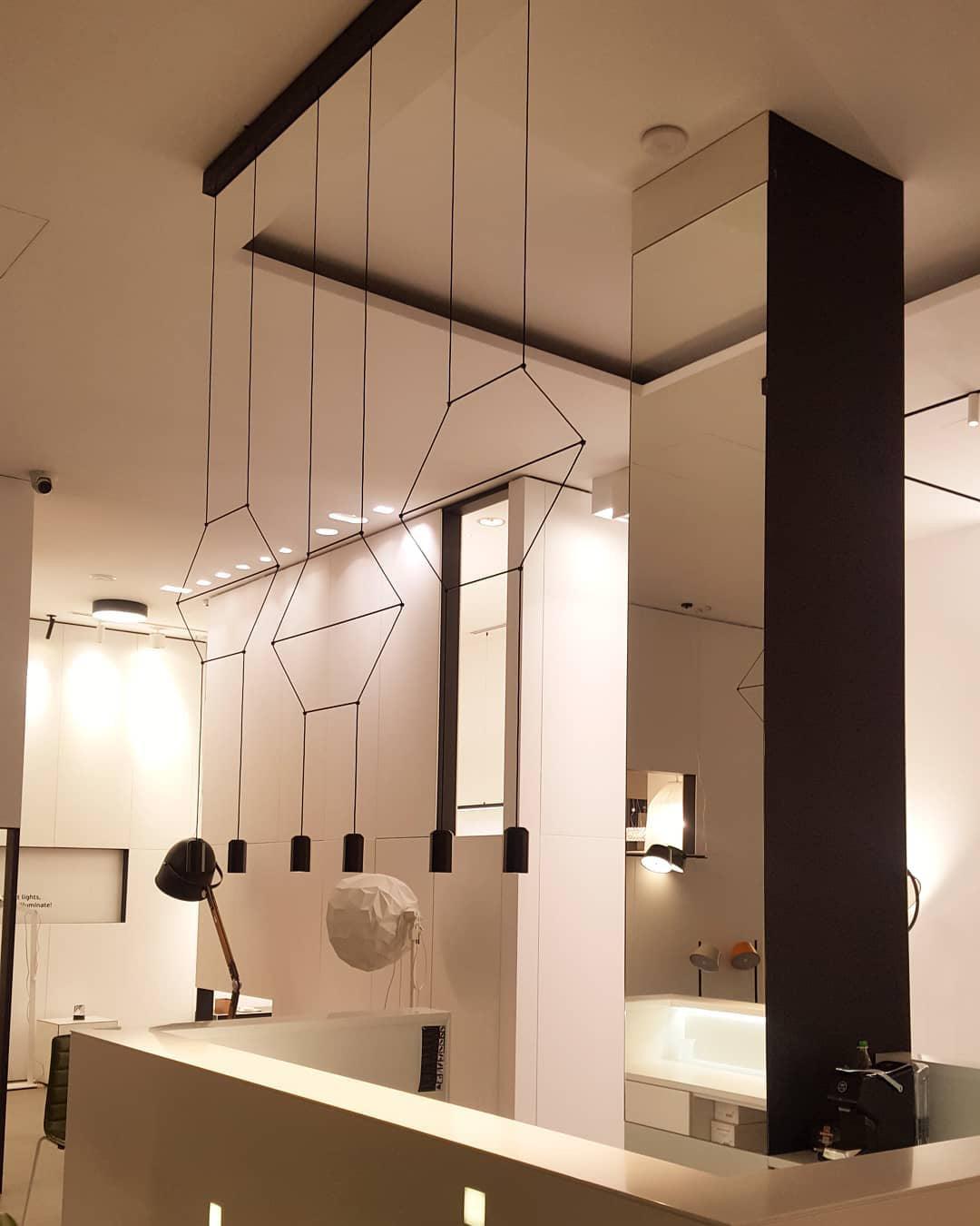 Line Art Pendant Light - Lumpaz