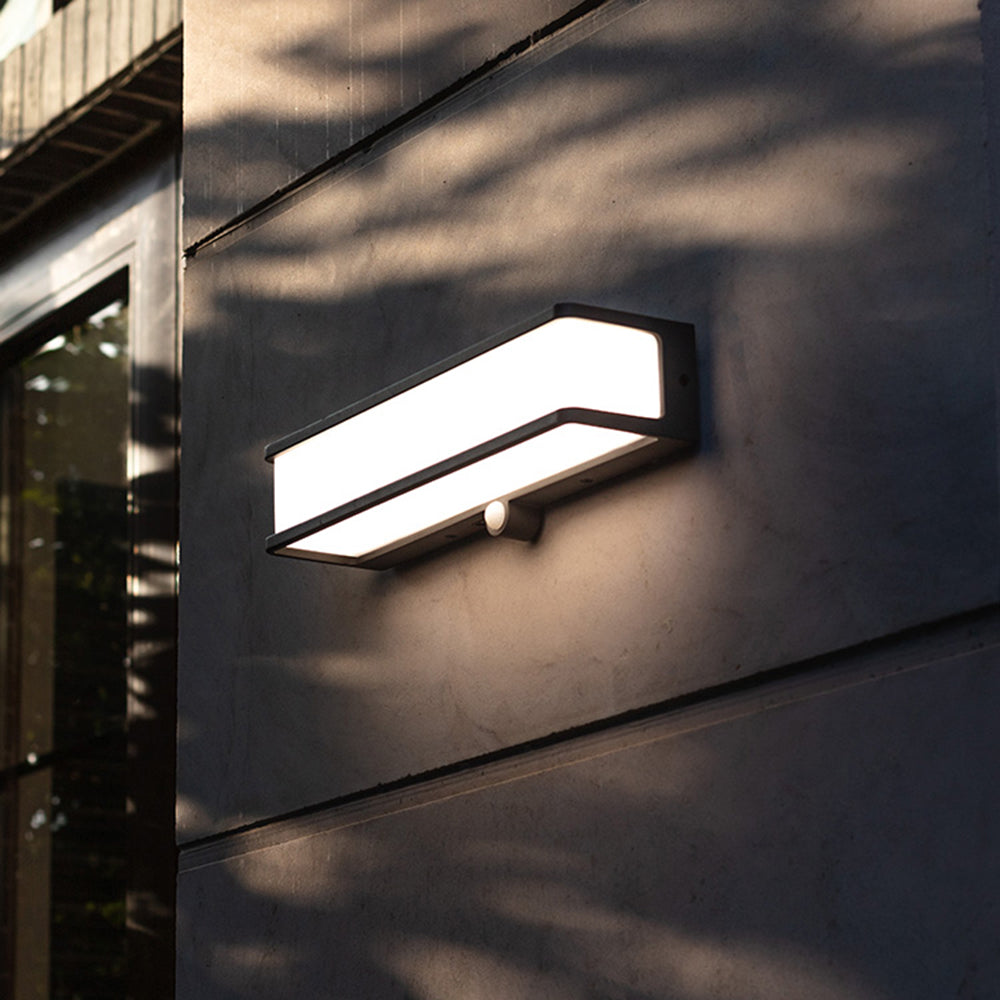 Orr Modern Minimalist Rectangular Acrylic Sensor Solar Outdoor Wall Lamp, Black/White - Lumpaz