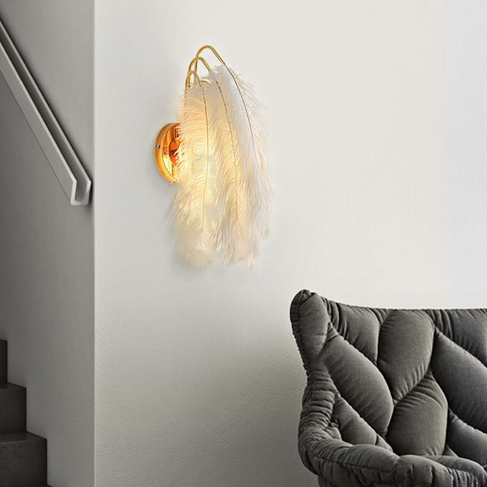 O'Moore Wall Lamp Modern Art Deco Metal/Feather, Gold, Bedroom - Lumpaz