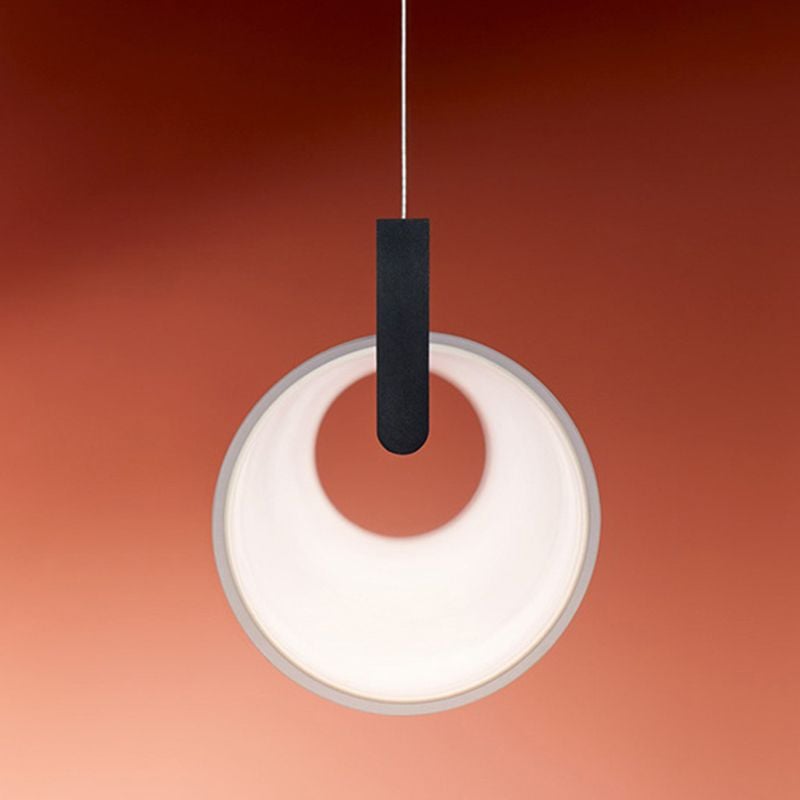 Edge Desinger Cylindrical Shape Linear Pendant Light, 36.6"/48" - Lumpaz