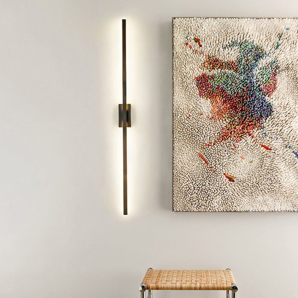 Leigh Minimalist Bar Black Metal Wall Lamp - Lumpaz