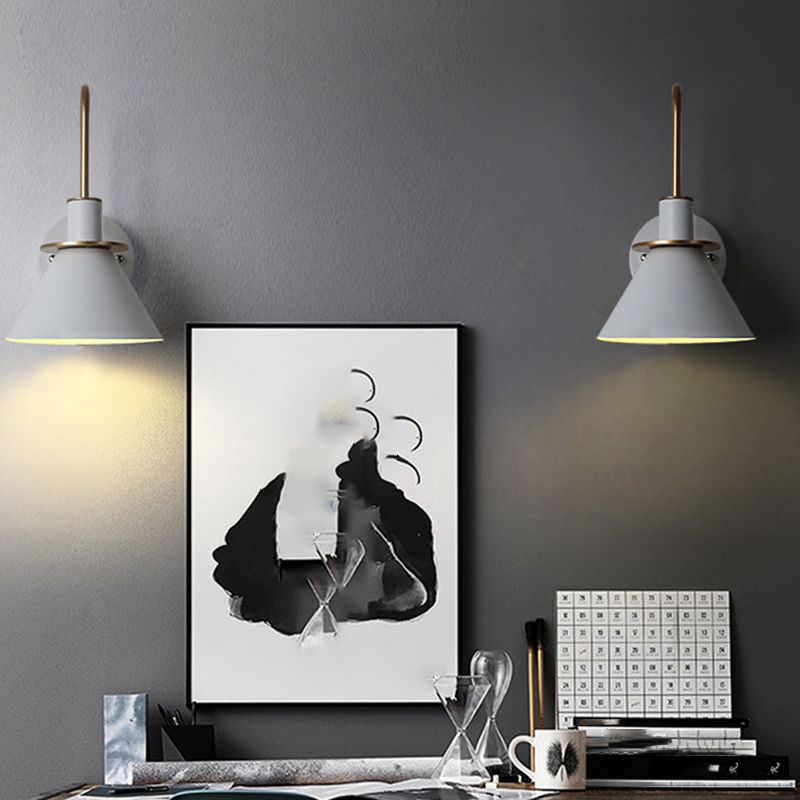 Morandi Vintage Horn Shape Metal Wall Lamp, Living room/Bedroom/Bathroom - Lumpaz