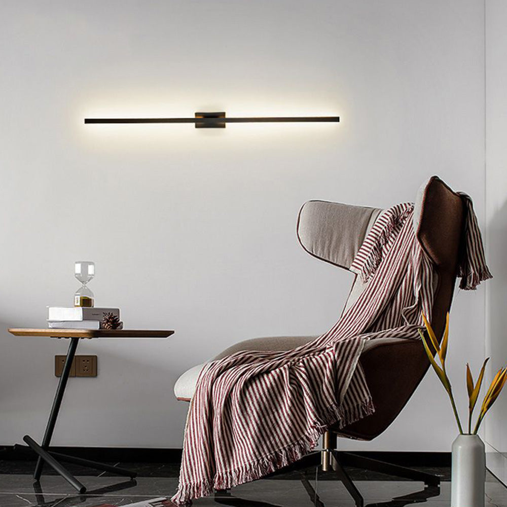 Leigh Minimalist Bar Black Metal Wall Lamp - Lumpaz