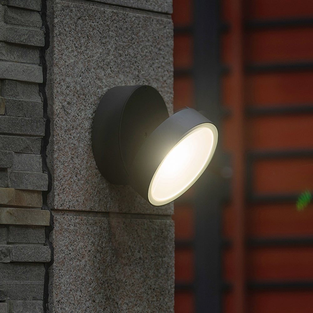 Orr Modern Camera Shape Metal/Acrylic Outdoor Waterproof Wall Lamp Spotlight, Black - Lumpaz