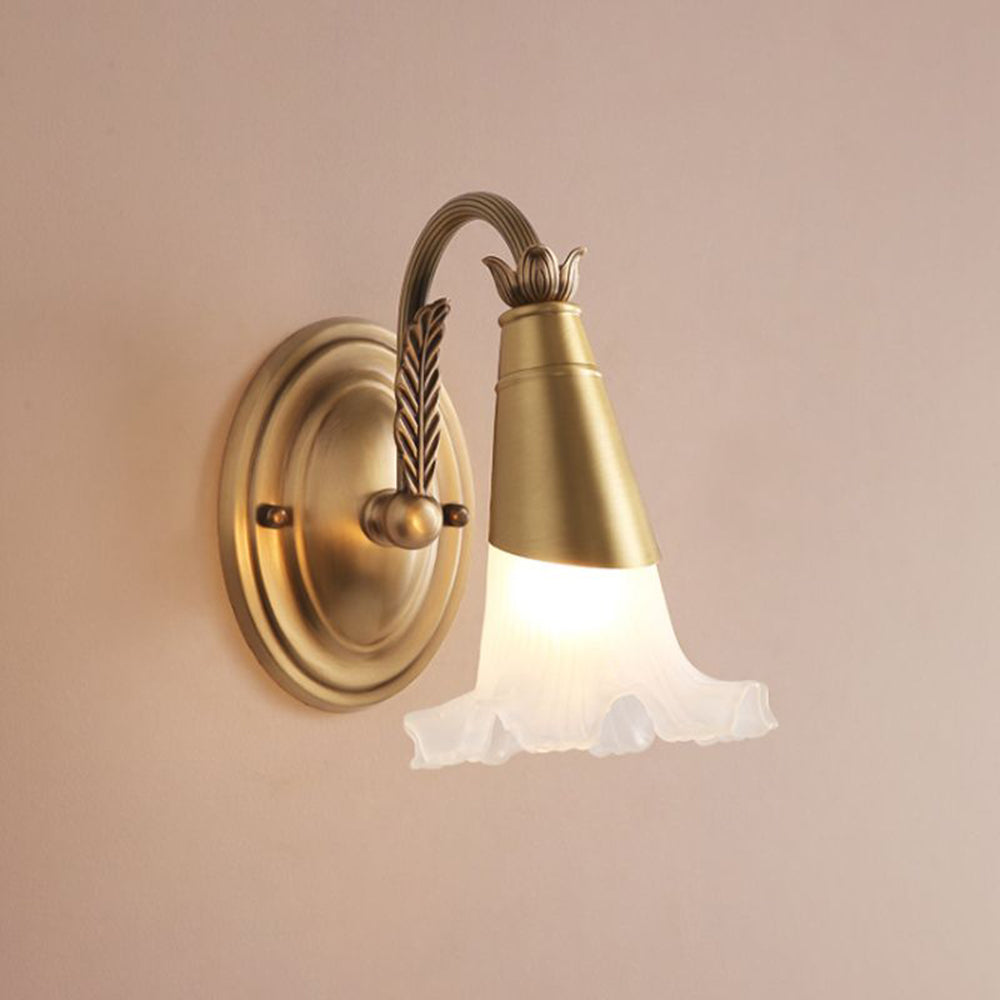 Félicie Nordique Retro Flower Metal/Glass Wall Lamp, Gold - Lumpaz