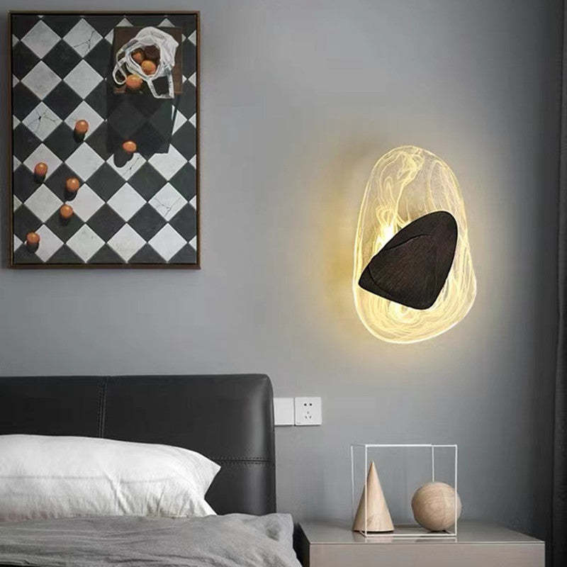 Chan Art Deco Irregular Metal/Acrylic Wall Lamp, Black/Gold - Lumpaz