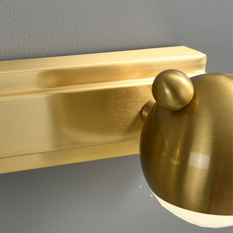 Leigh Modern Animal Globe Metal Vanity Wall Light, Gold, Bedroom - Lumpaz