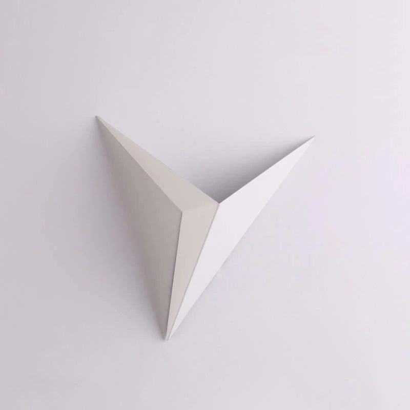 Orr Metal Modern LED Wall lamps for Bedroom, Triangle - Lumpaz