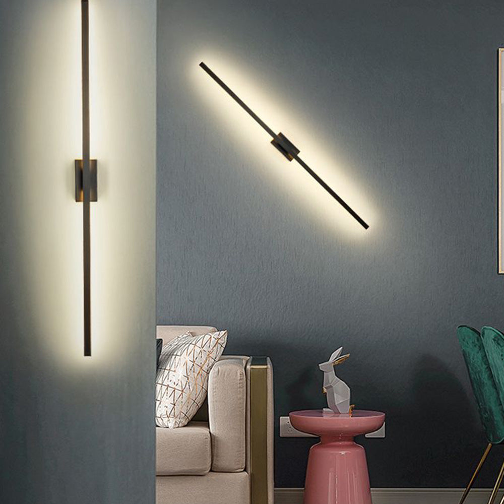 Leigh Minimalist Bar Black Metal Wall Lamp - Lumpaz