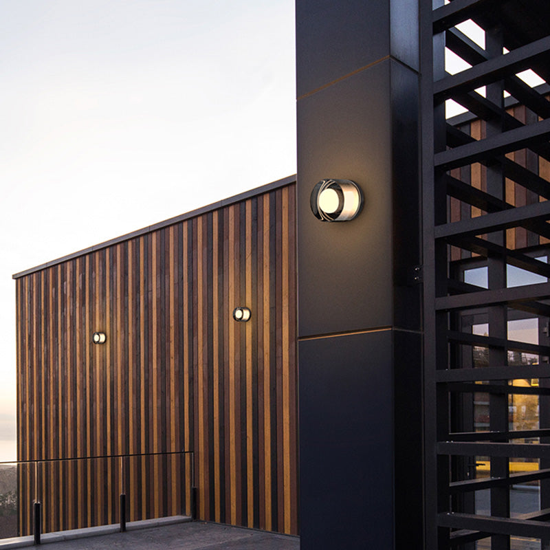 Valentina Modern Mini Drum Metal/Acrylic Outdoor Wall Lamp, Transparent - Lumpaz