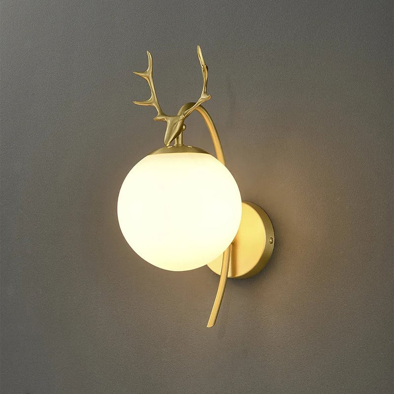 Valentina Modern Art-Deco Deer Bedside Wall Lamp, Black/Gold - Lumpaz