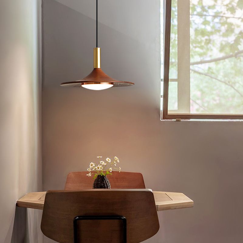 Carins Rustic Cap-shaped Wooden Pendant Light, Natural Wood - Lumpaz