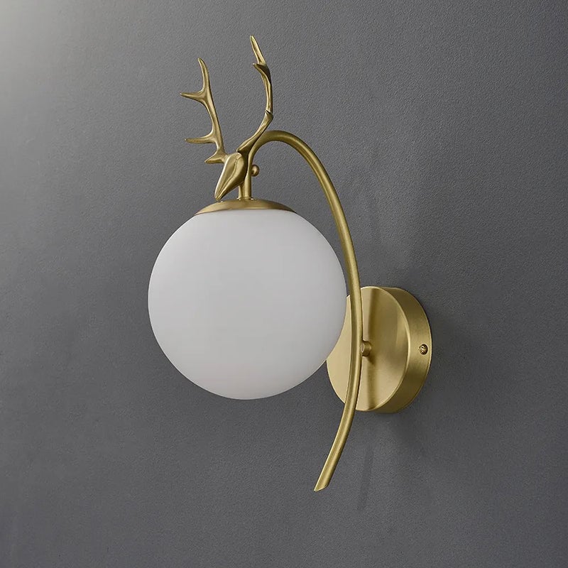 Valentina Modern Art-Deco Deer Bedside Wall Lamp, Black/Gold - Lumpaz