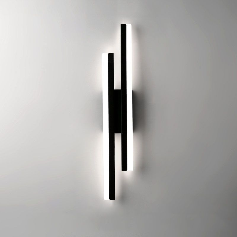 Alana Minimalist Geometric Wall Lamp, Acrylic/Metal, Black/White - Lumpaz