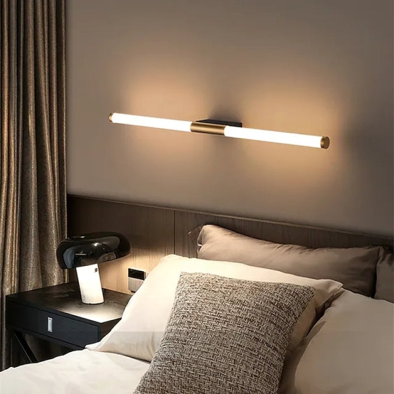 Leigh Minimalist Linear Metal Wall Lamp, Gold - Lumpaz