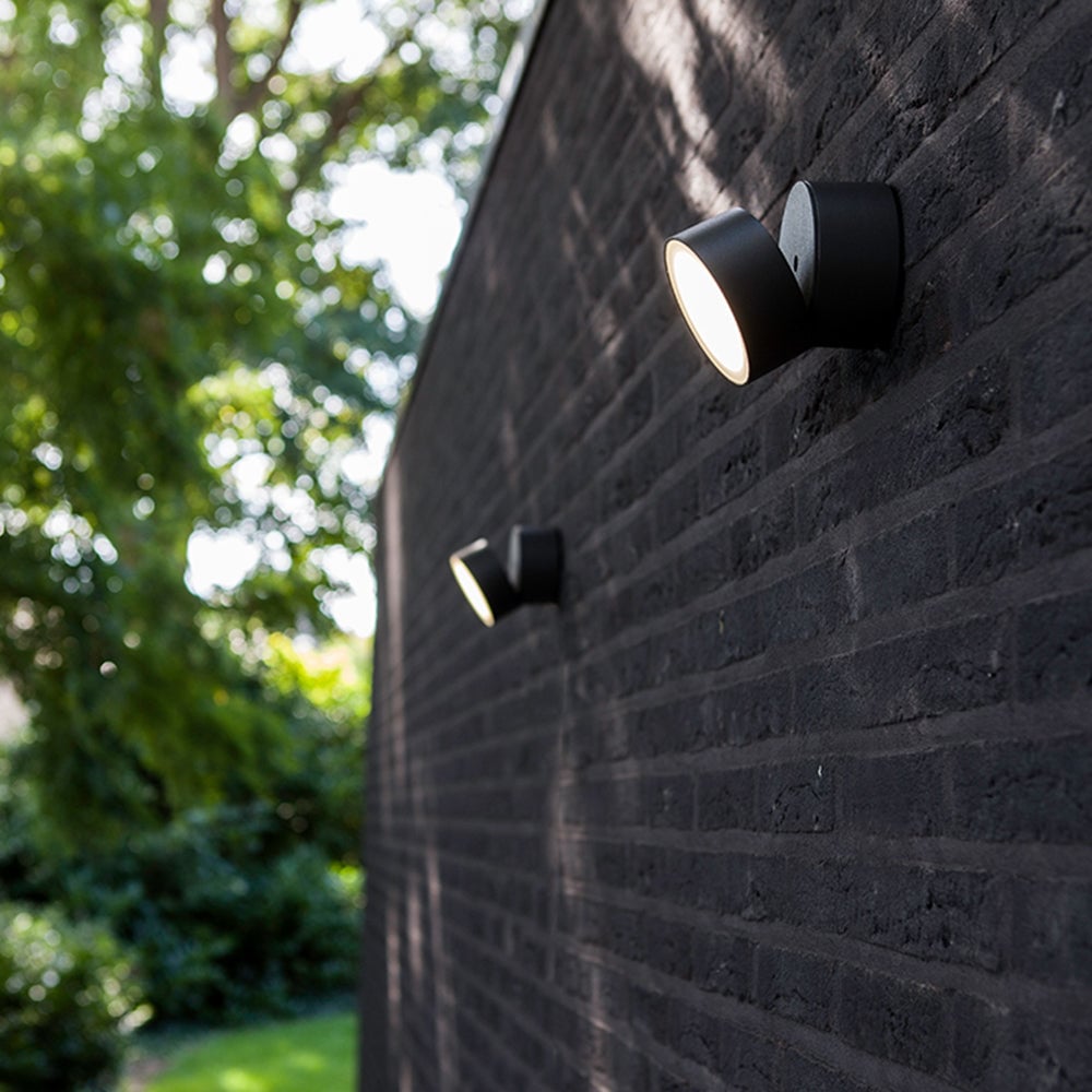 Orr Modern Camera Shape Metal/Acrylic Outdoor Waterproof Wall Lamp Spotlight, Black - Lumpaz