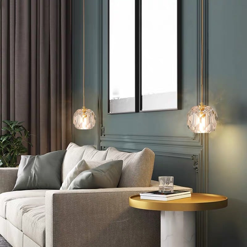 Kirsten Diamond Facet Golden Pendant Light, Metal/Acrylic - Lumpaz