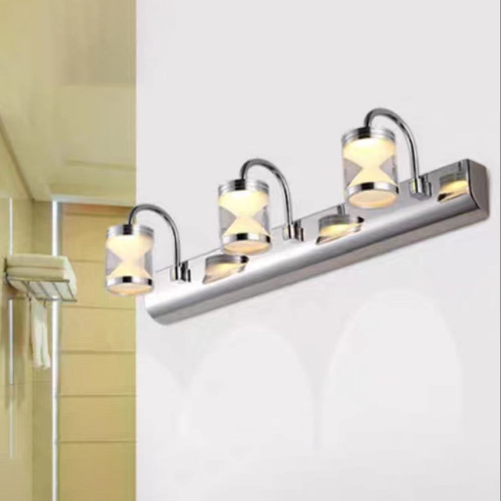 Leigh Modern Lantern Metal/Acrylic Wall Lamp, Silver - Lumpaz