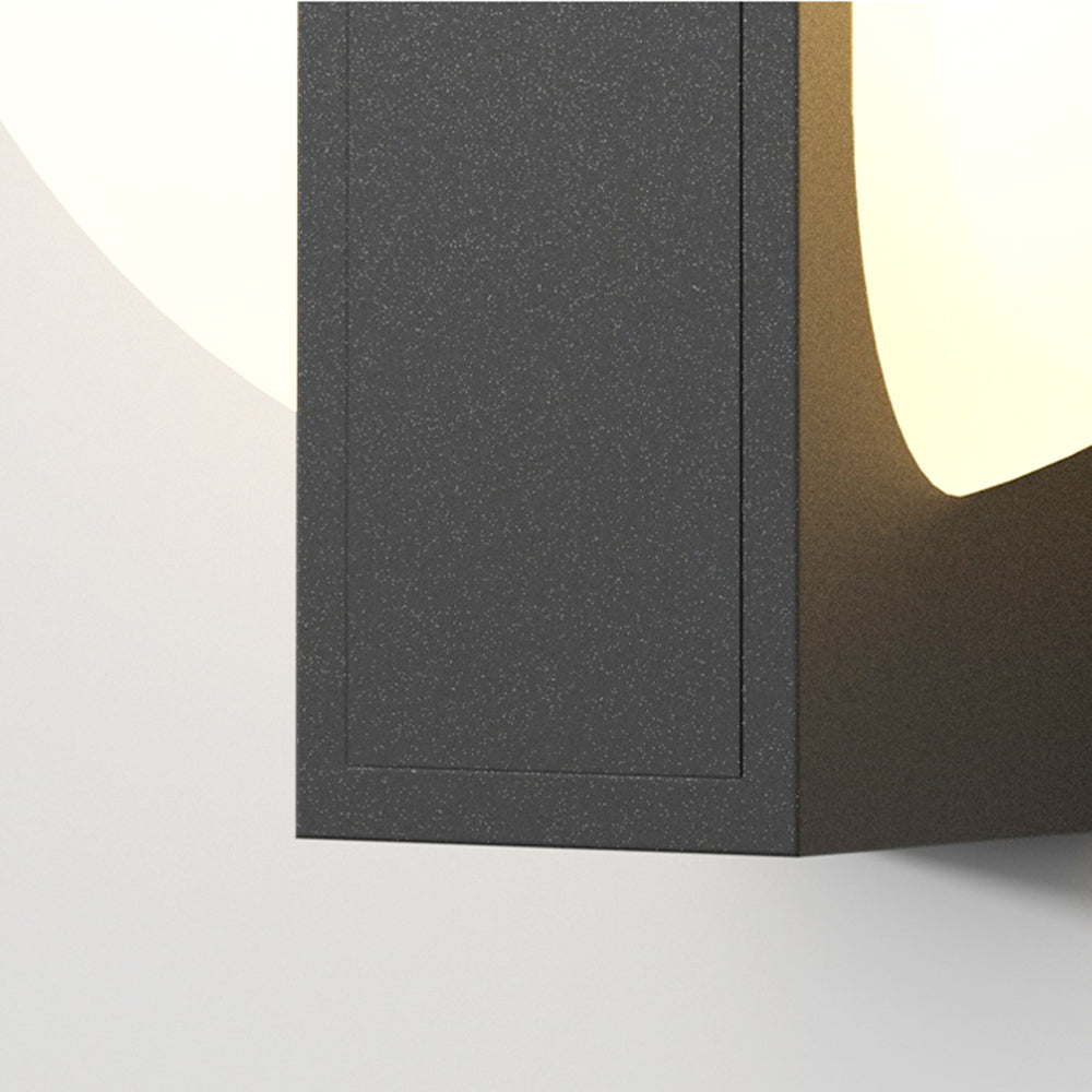 Isaac Modern Metal/Acrylic Solar Waterproof Outdoor Wall Lamp, Black/White - Lumpaz