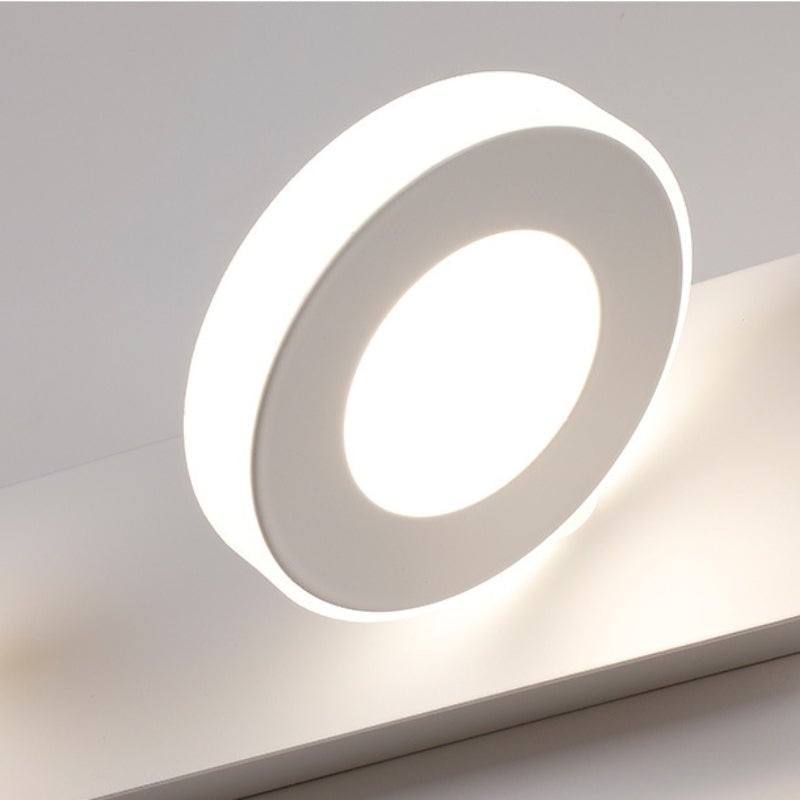 Leigh Minimalist Round Metal Wall Lamp, White, Bathroom - Lumpaz