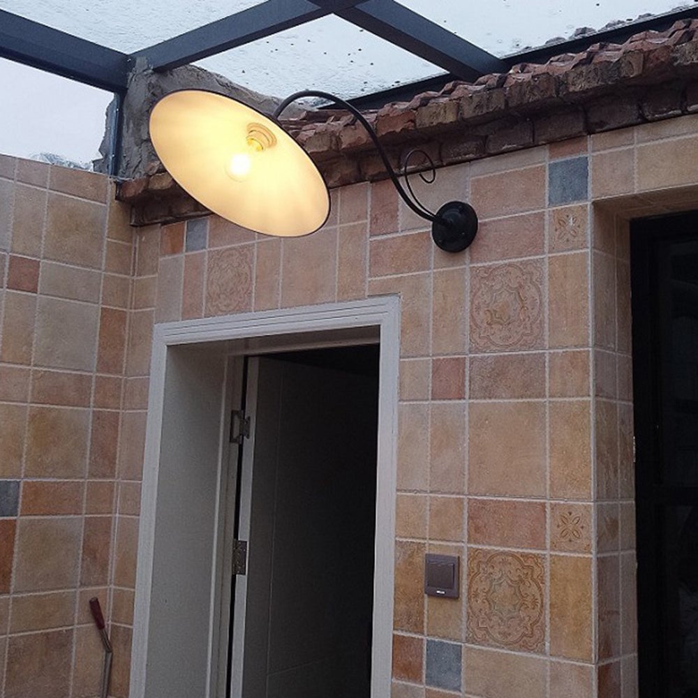 Alessio Vintage Cap-shaped Metal Outdoor Wall Lamp, Black/Antique Silver - Lumpaz