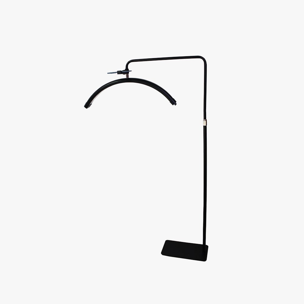 Cooley Minimalist Linear Metal Floor Lamp, Black - Lumpaz