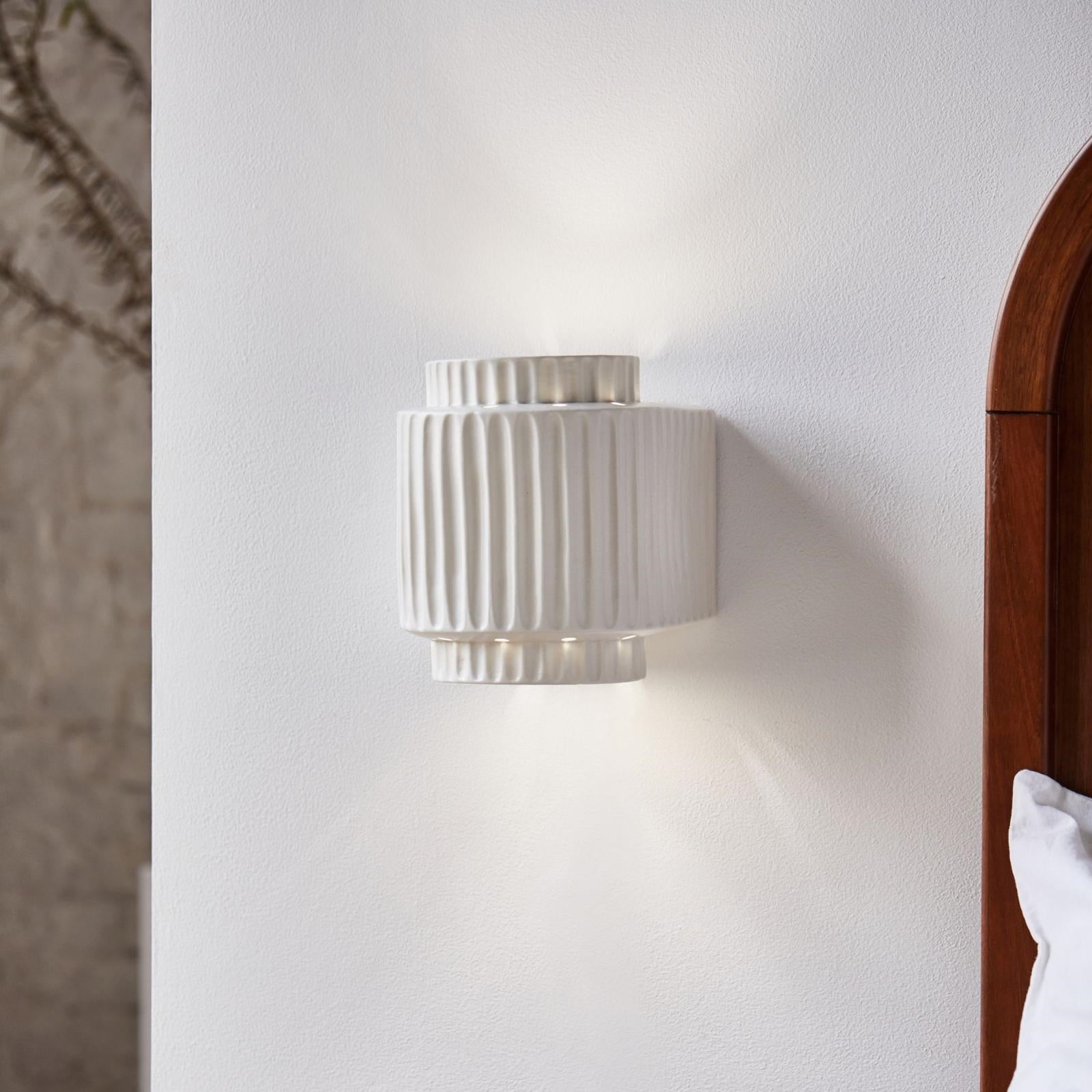 Vintage Cylindrique Resin Flush Mount Wall Lamp, White Bedroom/Living Room - Lumpaz