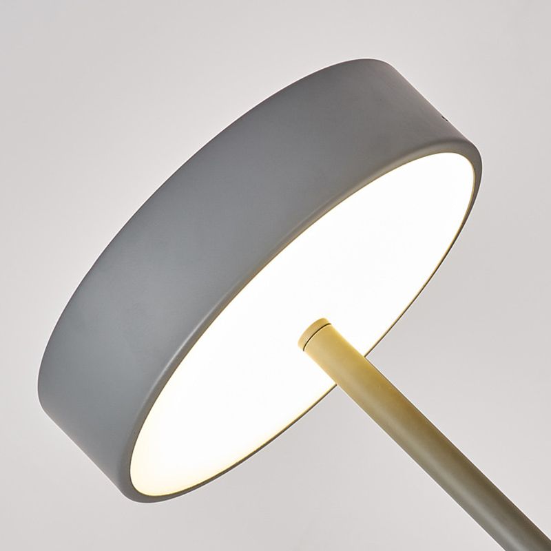 Edge Floor Lamp Linear Modern/Minimalist, Black/White/Gray, Bedroom - Lumpaz