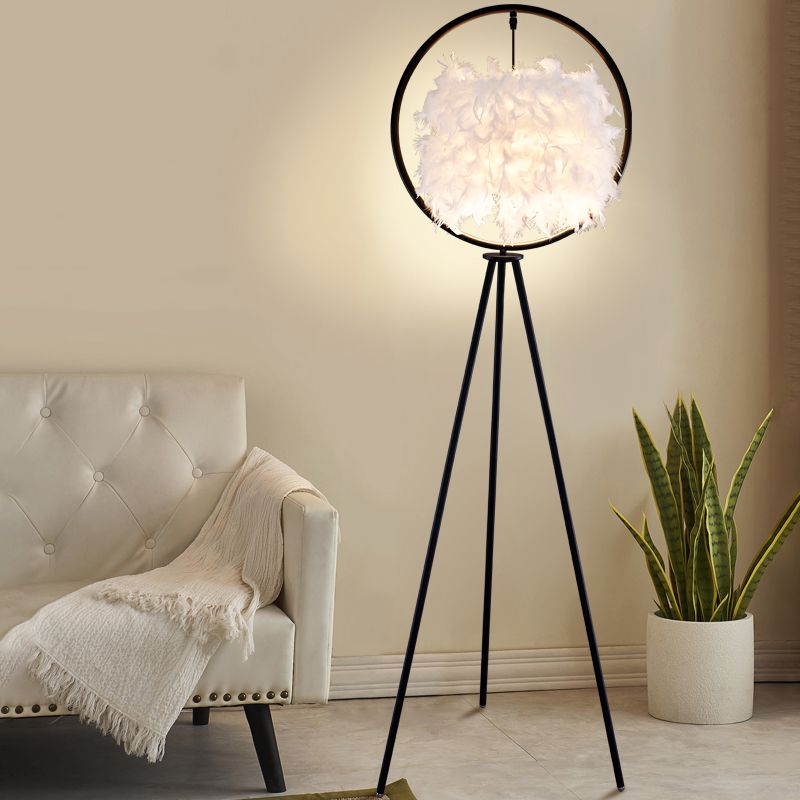 O'Moore Elegant Feather Ring Tripod Floor Lamp, Black/Gold - Lumpaz
