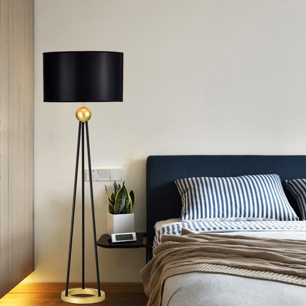 Salgado Modern Tripod Metal Floor Lamp, Black - Lumpaz