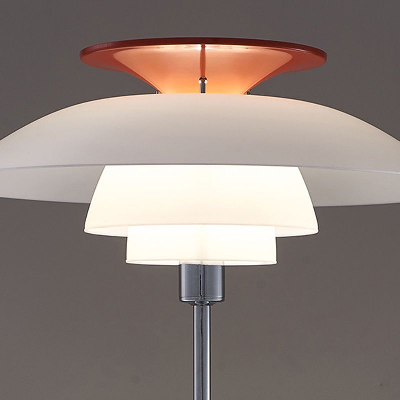 Salgado Modern Flying Saucer Metal Acrylic Floor Lamp - Lumpaz