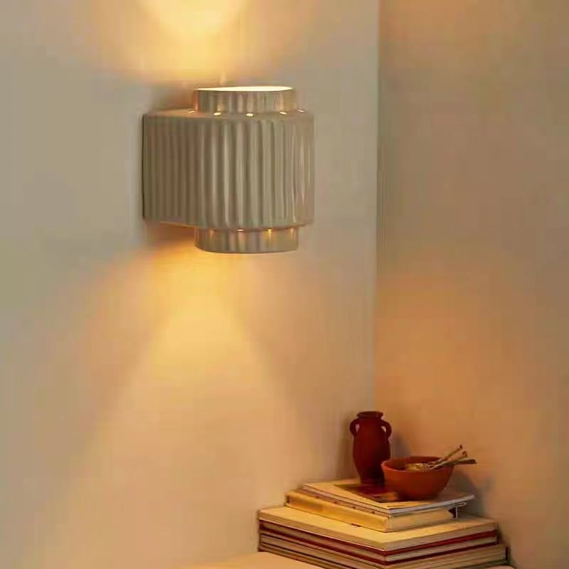 Vintage Cylindrique Resin Flush Mount Wall Lamp, White Bedroom/Living Room - Lumpaz