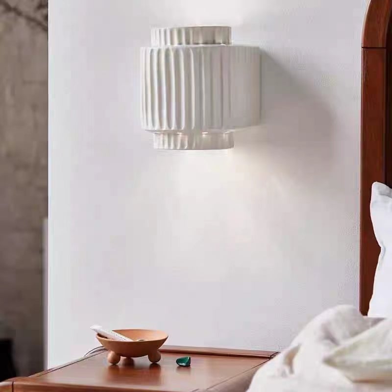 Vintage Cylindrique Resin Flush Mount Wall Lamp, White Bedroom/Living Room - Lumpaz