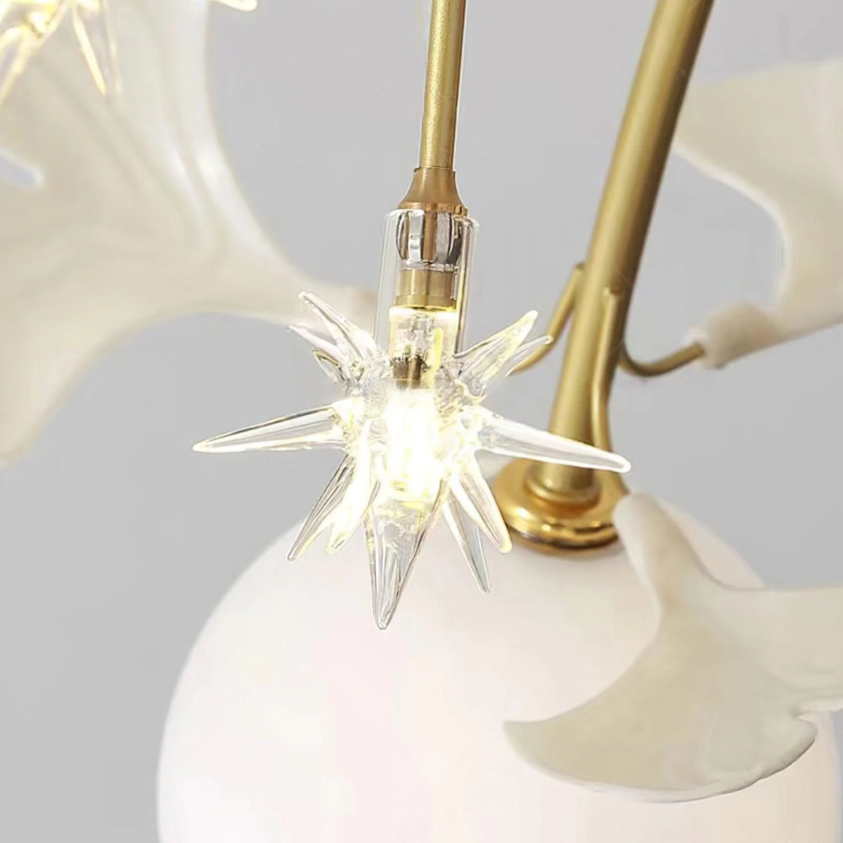 Olivia Nordic Multi Globe Metal/Ceramic Flush Mount Ceiling Light, White/Gold - Lumpaz