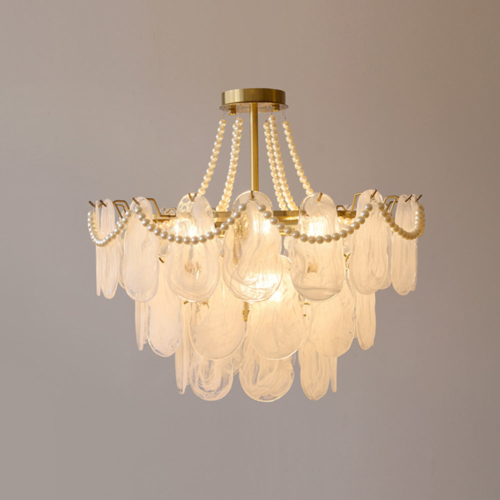 Kirsten Elegant Pearl/Glass/Metal Chandelier, White - Lumpaz