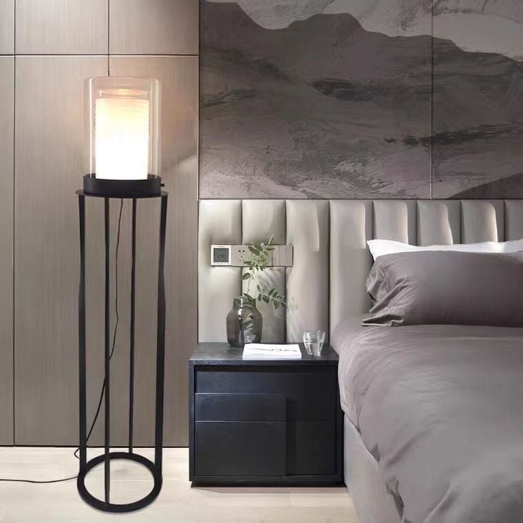 Eryn Simple Black Cylinder Floor Lamp, Metal & Glass - Lumpaz