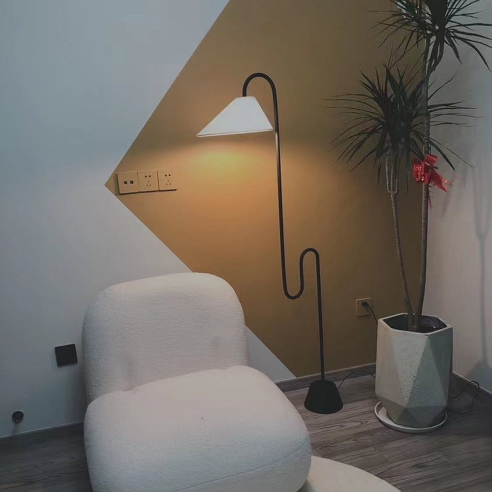 Salgado Postmodern Metal Curved Floor Lamp - Lumpaz