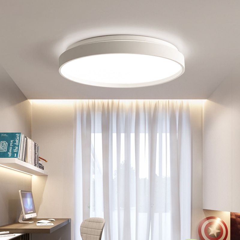 Quinn Minimalist Round Metal/Acrylic Flush Mount Ceiling Light, White/Coffee/Gray/Gold - Lumpaz