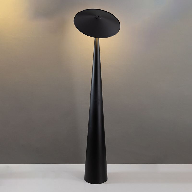 Salgado Modern Saucer Shaped Metal Floor Lamp, Black - Lumpaz