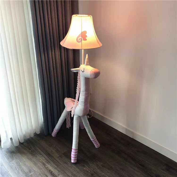 Minori Pink Plush Unicorn Animal Floor Lamp, Metal - Lumpaz